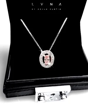 #LVNA2024 | LVNA Signatures 0.42cts Rare Pink Oval Solitaire Colored Diamond Necklace 18kt