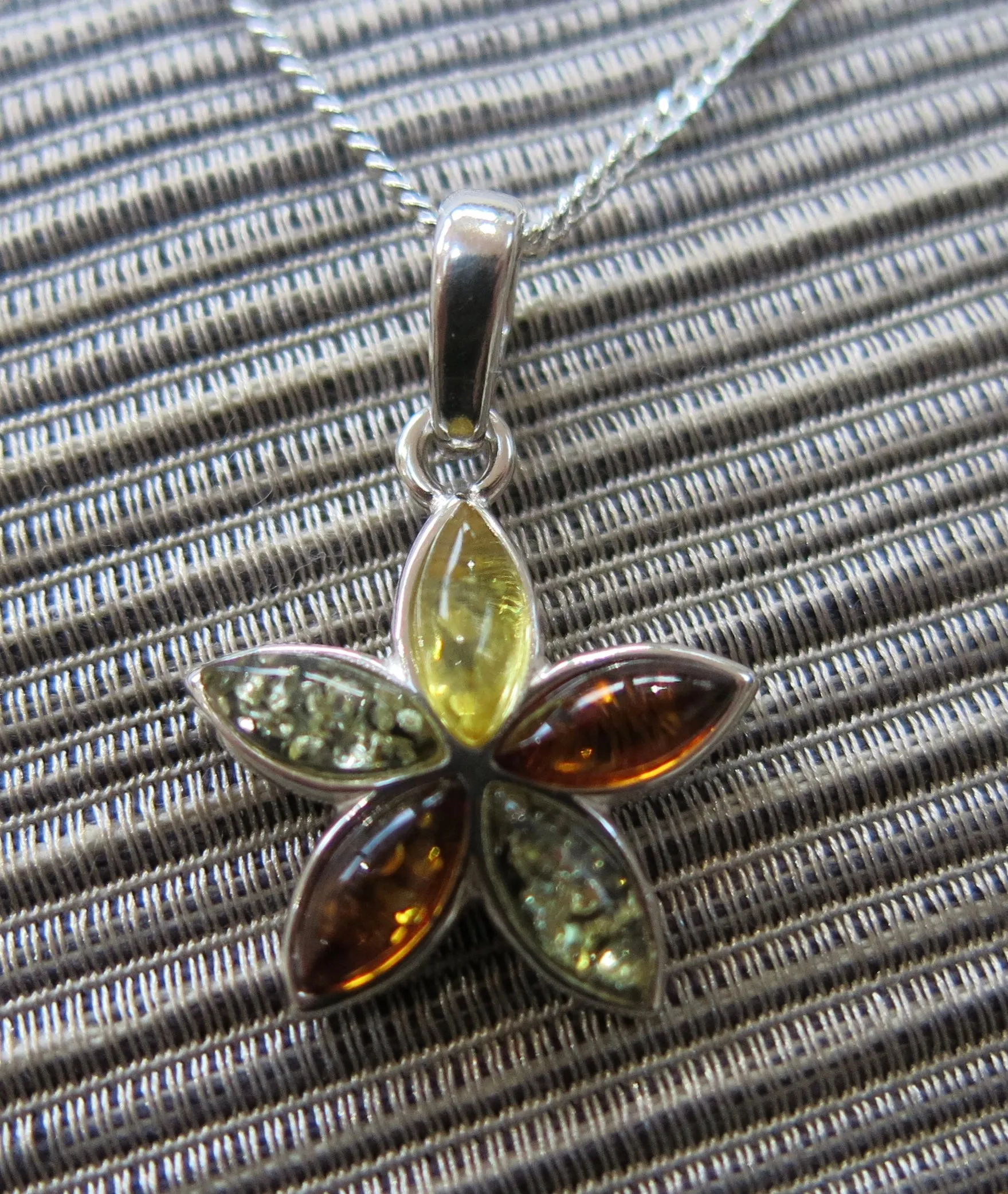 Multi-coloured Amber Flower Pendant